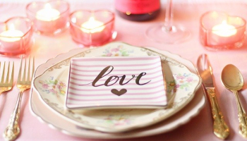 Cosa non devo mangiare prima di fare sesso? Ecco i cibi da evitare